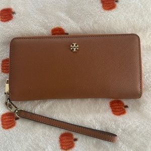 Tory Burch Wristlet Wallet